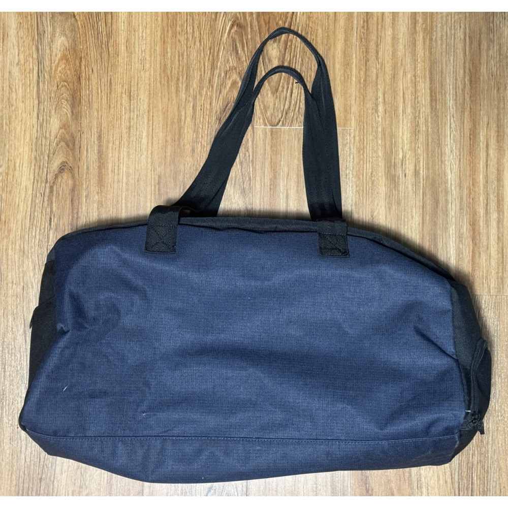 TravisMathew Lateral Duffel Travel Blue Bag w/Logo On One Side - Picture 4 of 10